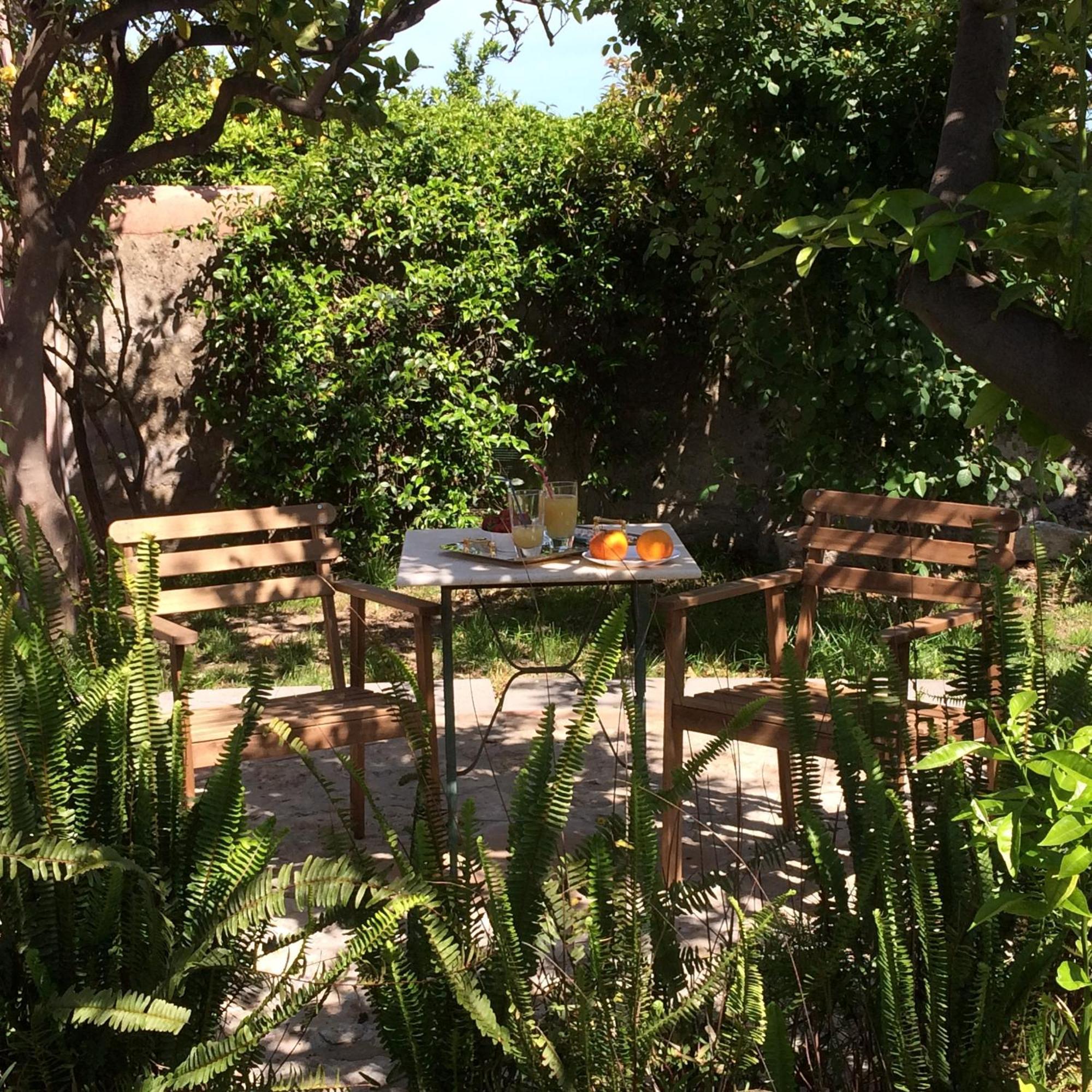 Il Giardino Segreto Bed & Breakfast ทรัปปิเตลโล ห้อง รูปภาพ